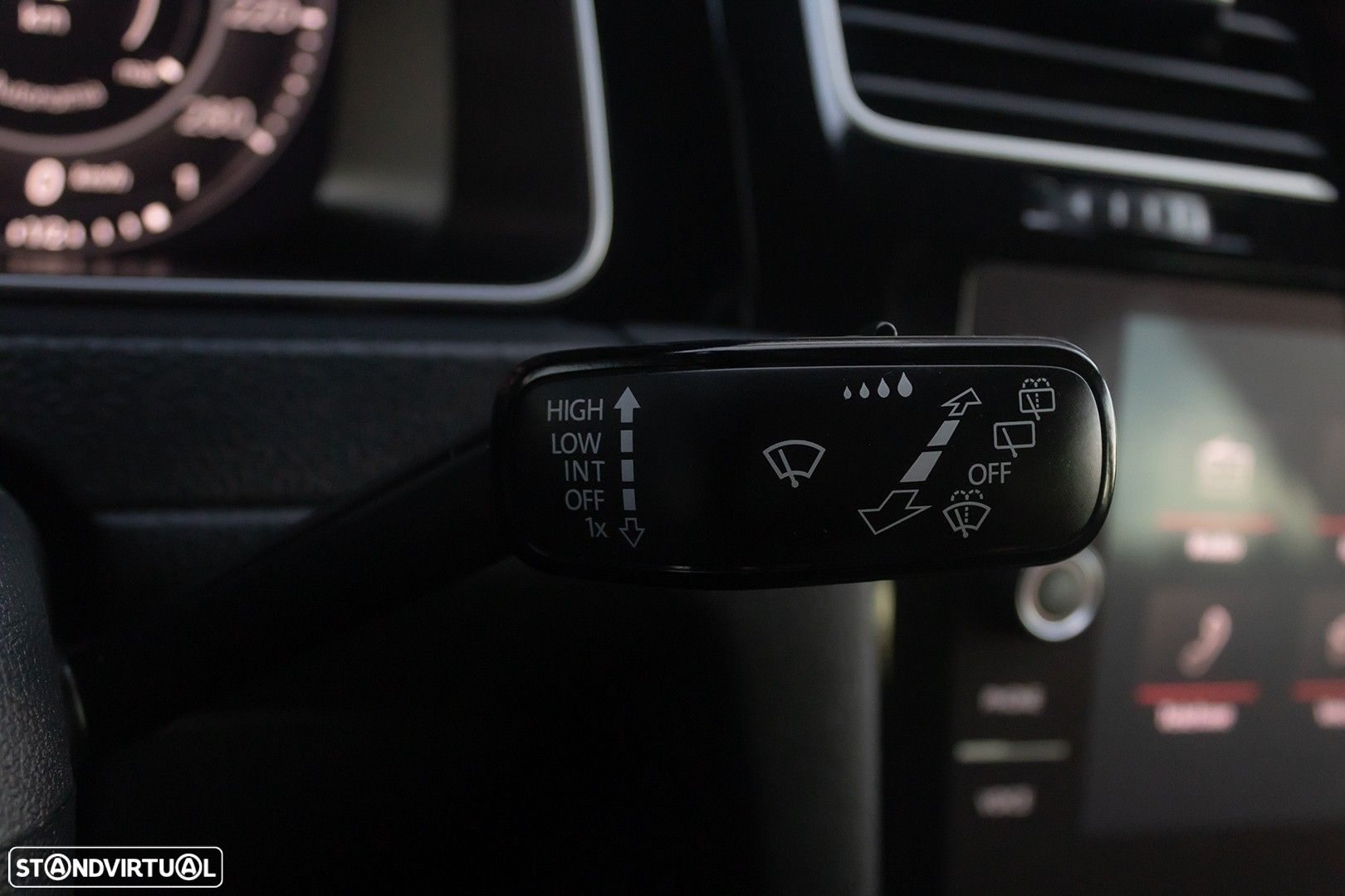 VW Golf 2.0 TSI GTI DSG - 17