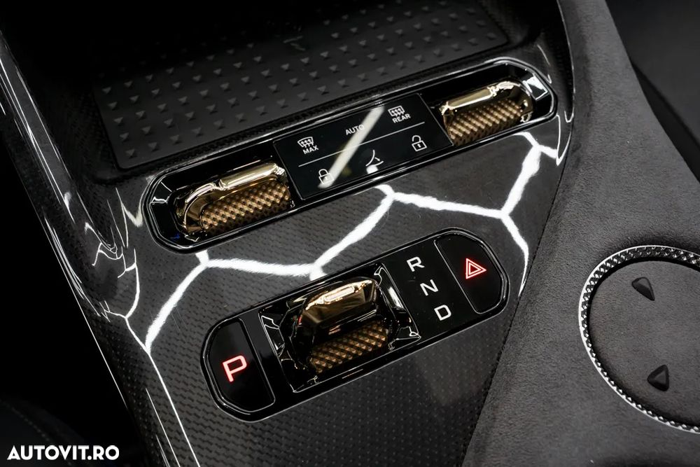 Lotus Eletre 900 Sport Carbon - 37