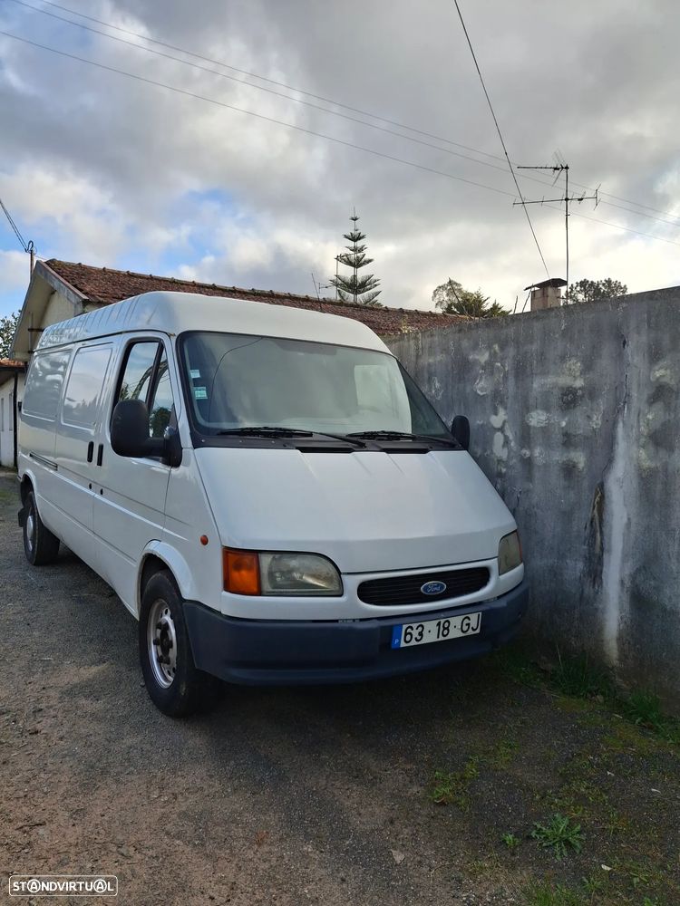 Ford Transit - 1