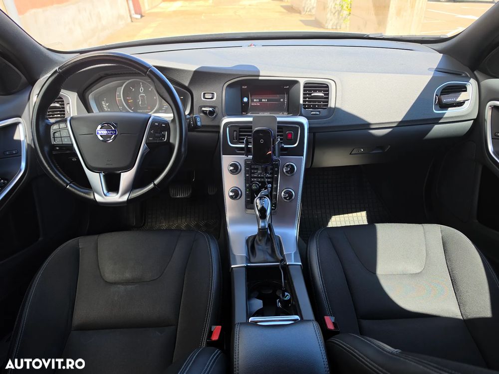 Volvo V60 - 13