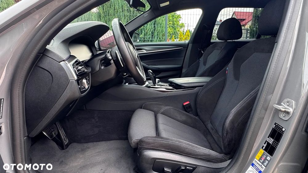 BMW Seria 5 530e M Sport sport - 17