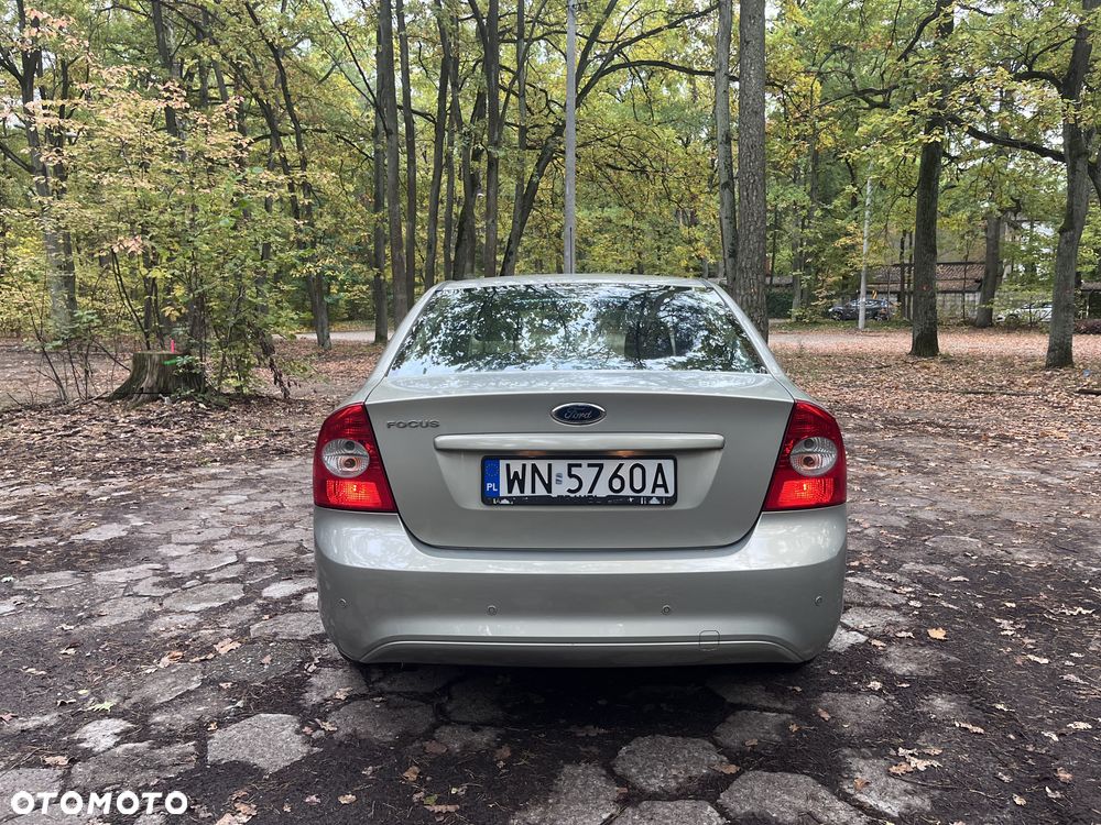 Ford Focus - 12