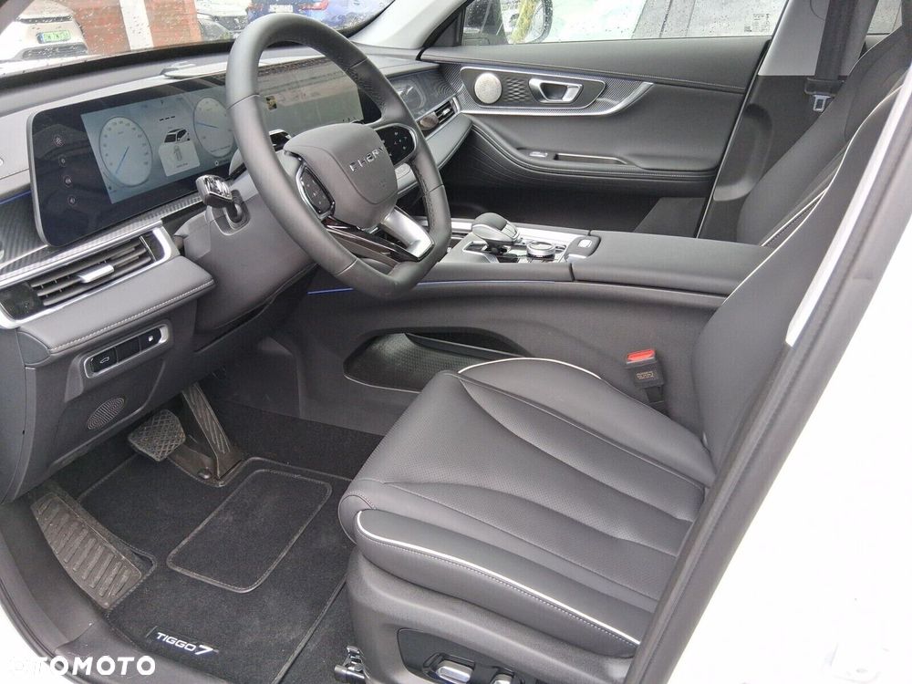 Chery Tiggo 7 1.5 T-GDI Super Hybrid Premium DHT - 17