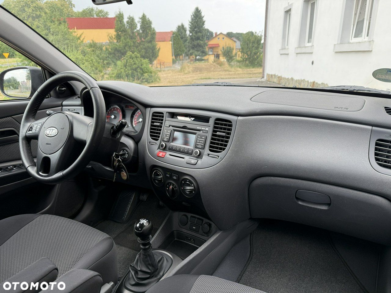 Kia Rio 1.4 Comfort - 23