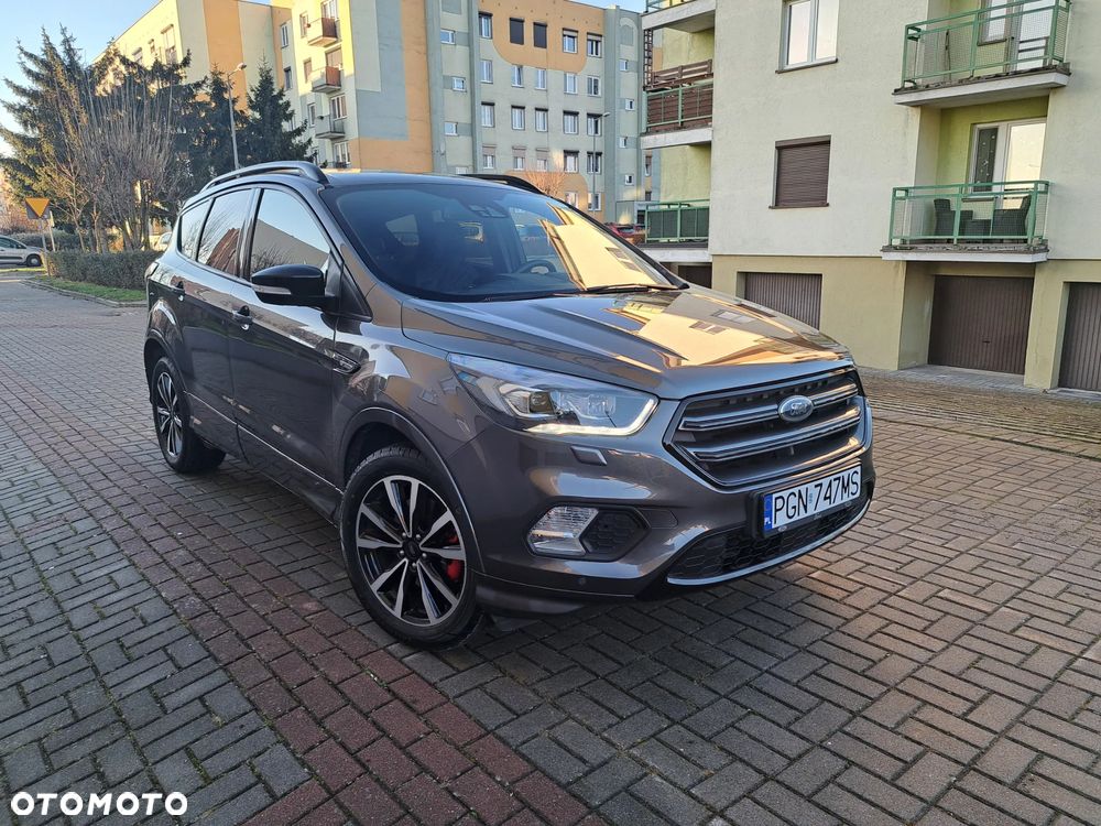 Ford Kuga - 2