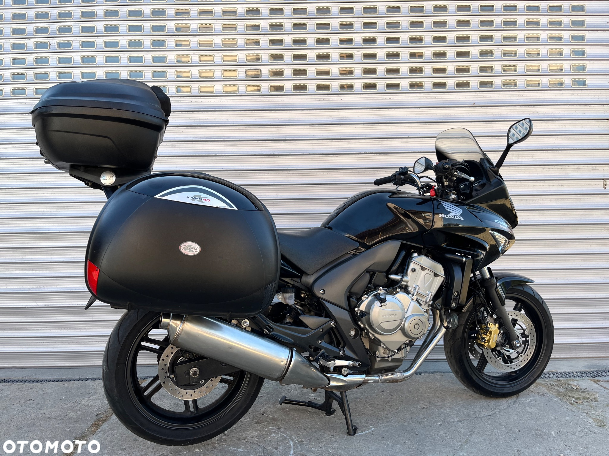 Honda CBF - 40