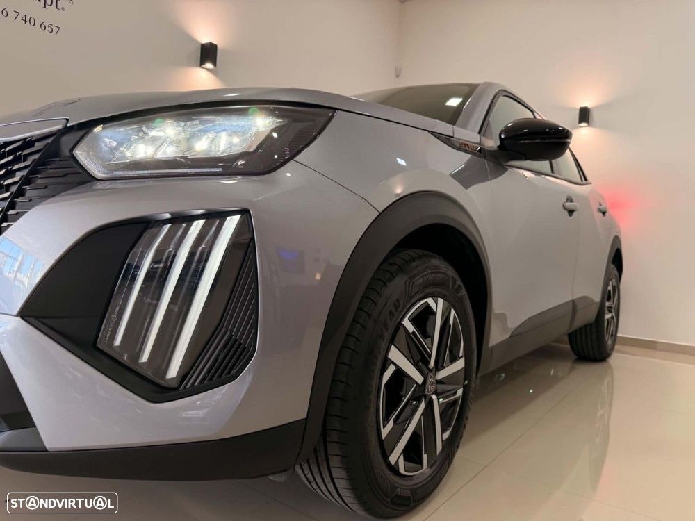 Peugeot 2008 1.2 PureTech Style - 3