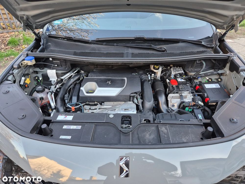 DS Automobiles DS 7 Crossback 1.6 E-Tense 4x4 Performance Line + - 7
