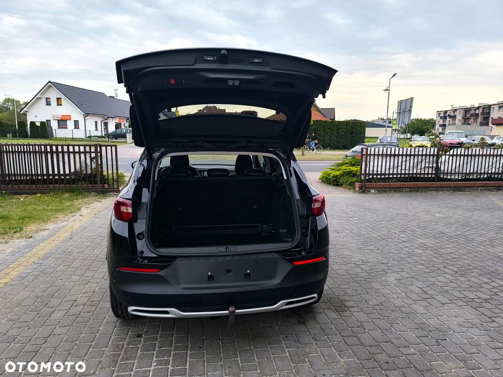 Opel Grandland X - 12