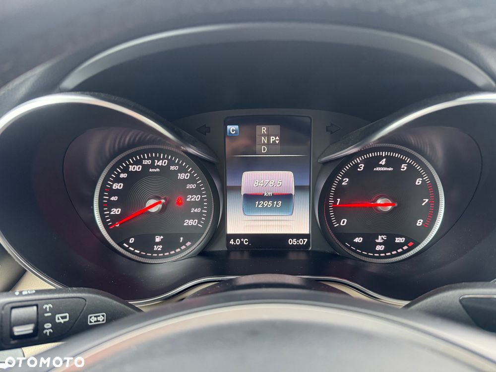 Mercedes-Benz GLC 300 4Matic 9G-TRONIC - 11