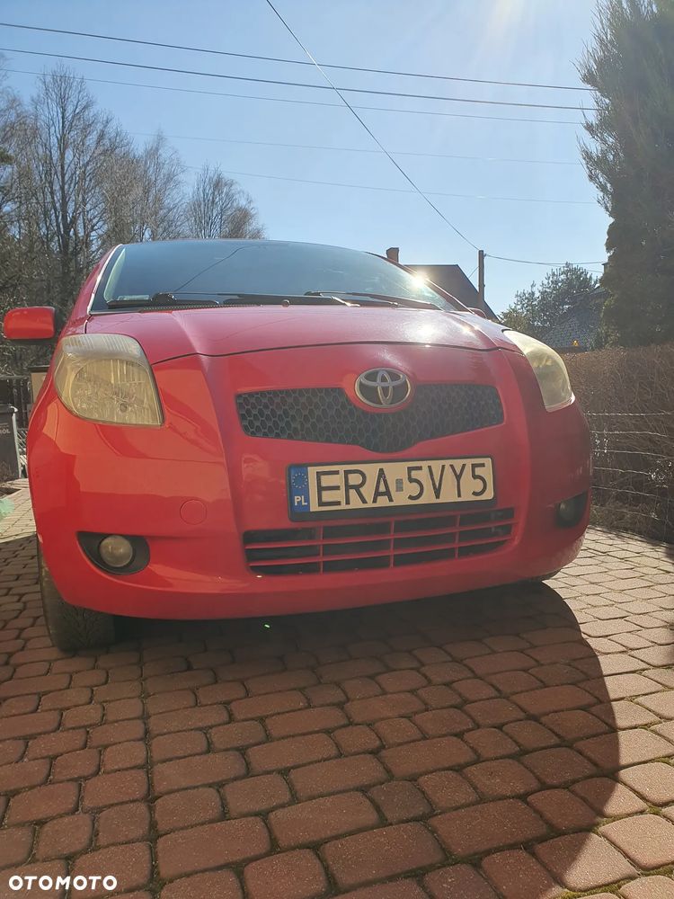 Toyota Yaris 1.3 Sol - 2