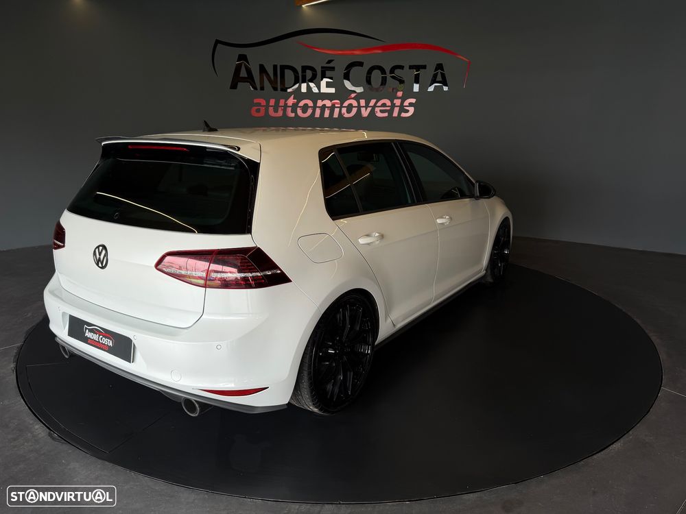 VW Golf 2.0 TSi GTi - 4