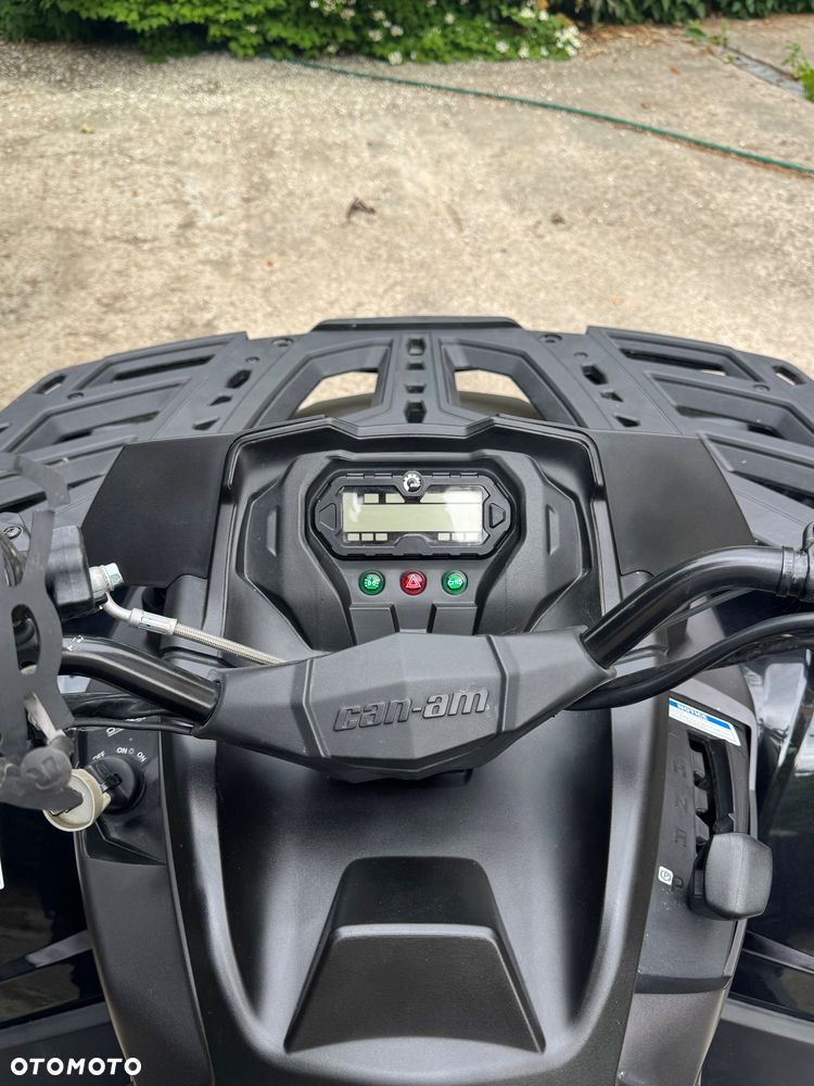 Can-Am Outlander Max - 9