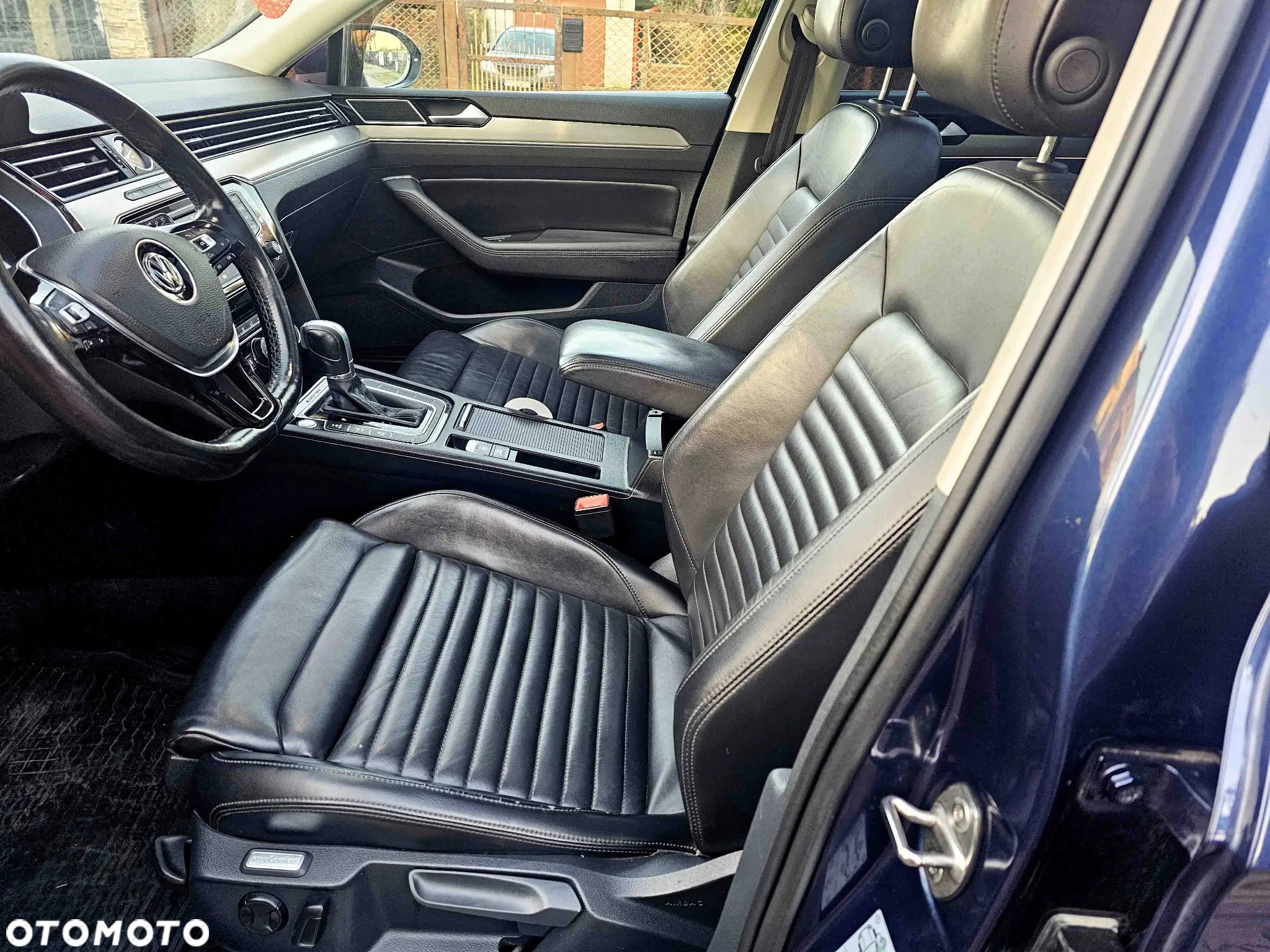 Volkswagen Passat Variant 2.0 TDI SCR 4Motion DSG Highline - 15