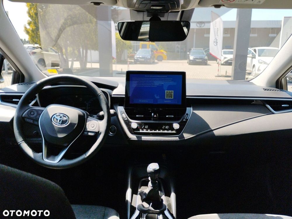 Toyota Corolla - 13