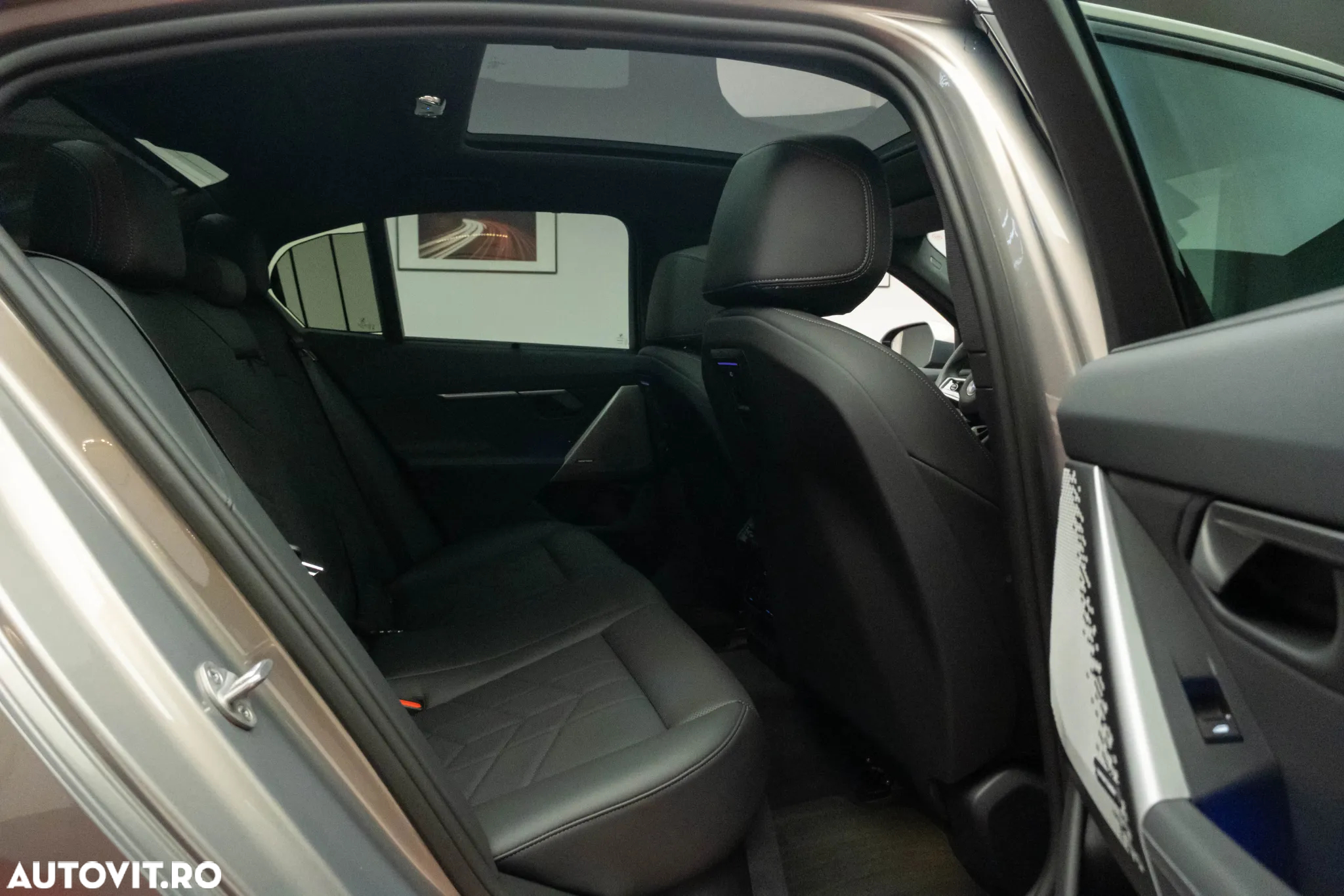 BMW Seria 5 520i Aut. - 26
