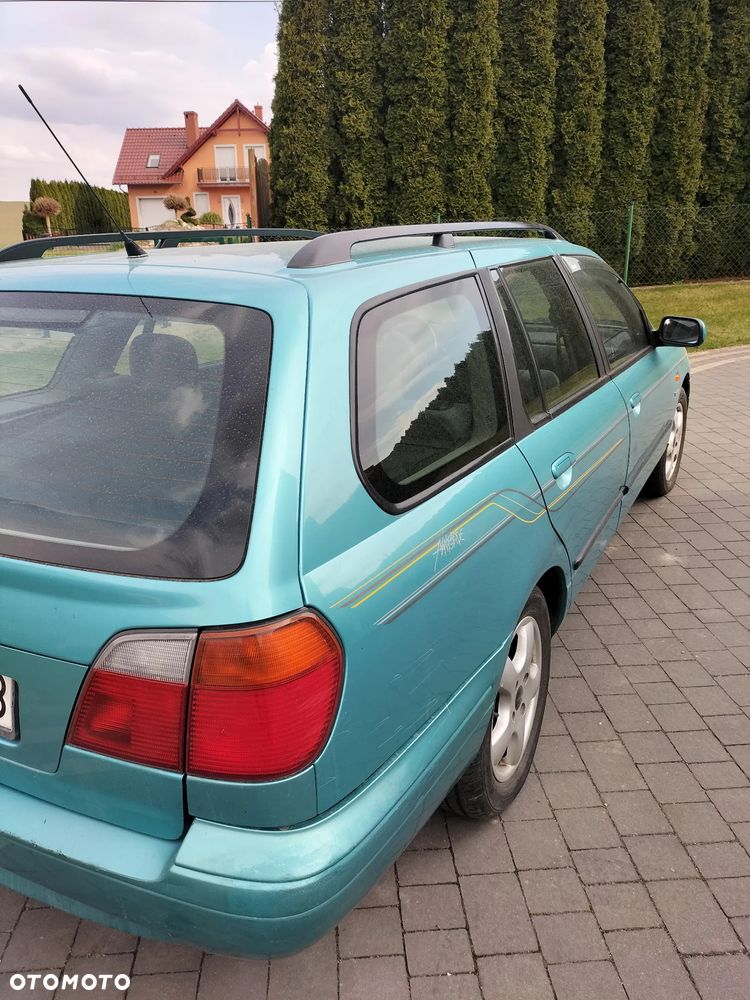 Nissan Primera - 4