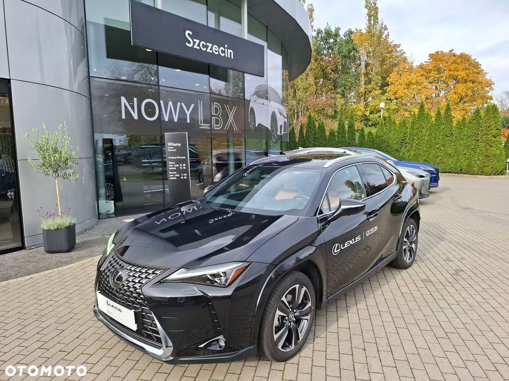 Lexus UX - 1
