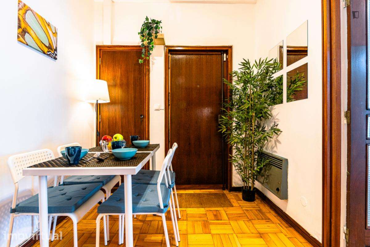 Quarto - localizado em Ramalde Porto - Grande imagem: 5/14