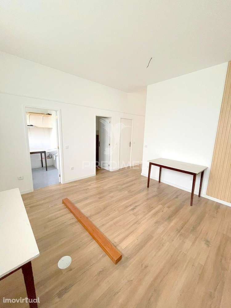 Arrenda-se loja 70 M2 / Matosinhos Sul - Grande imagem: 4/19