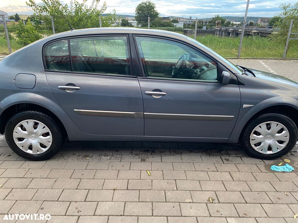 Renault Megane - 1