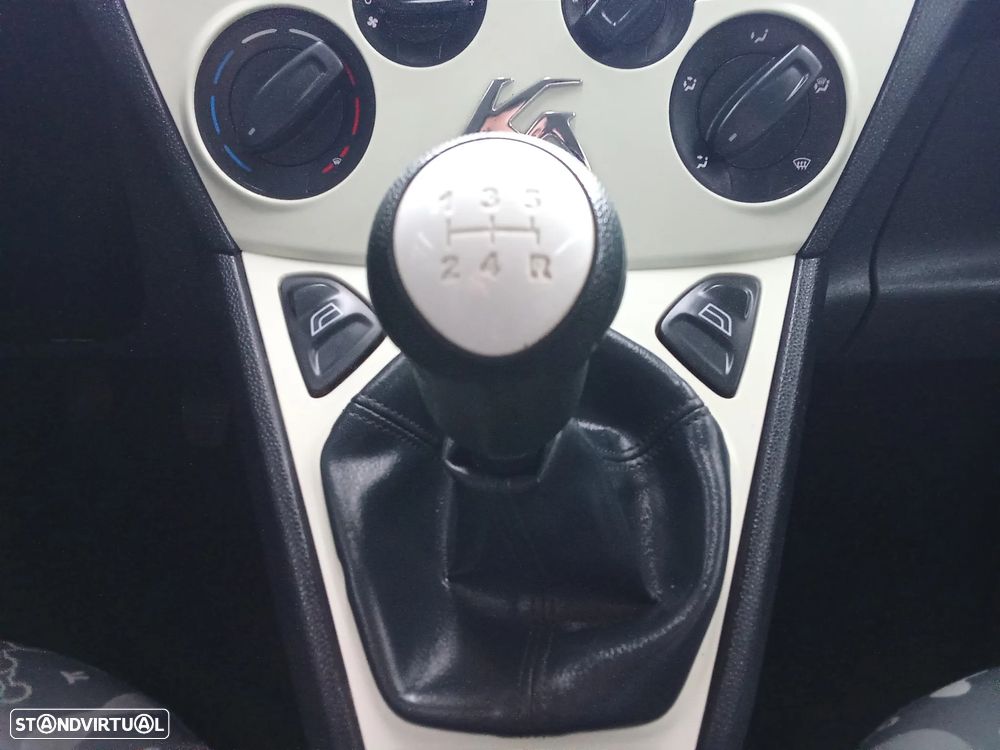 Ford KA 1.2 S&S Ambiente - 11