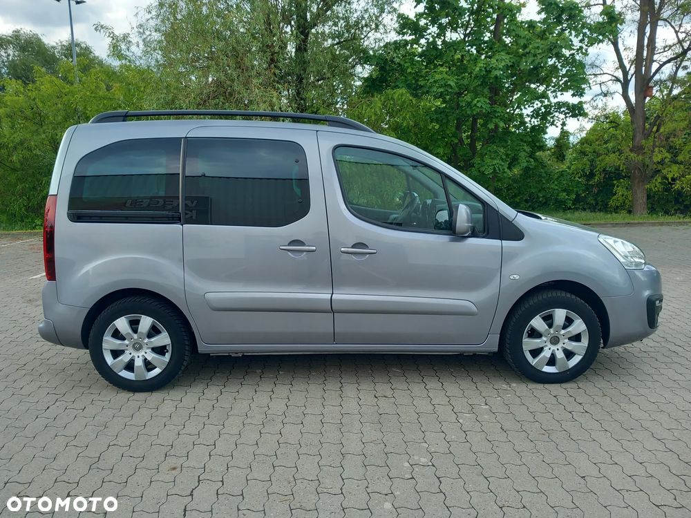 Citroën Berlingo Multispace PureTech 110 SHINE - 13