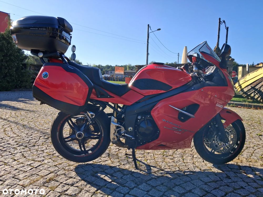 Triumph Sprint - 2