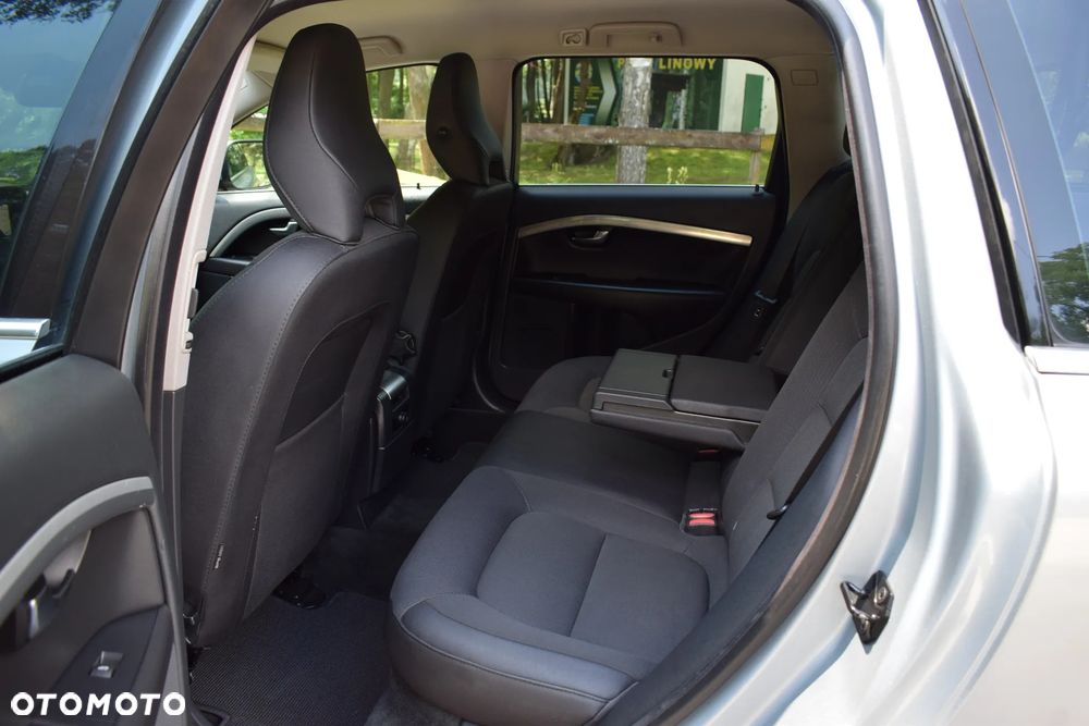 Volvo XC 70 DRIVe Momentum - 23