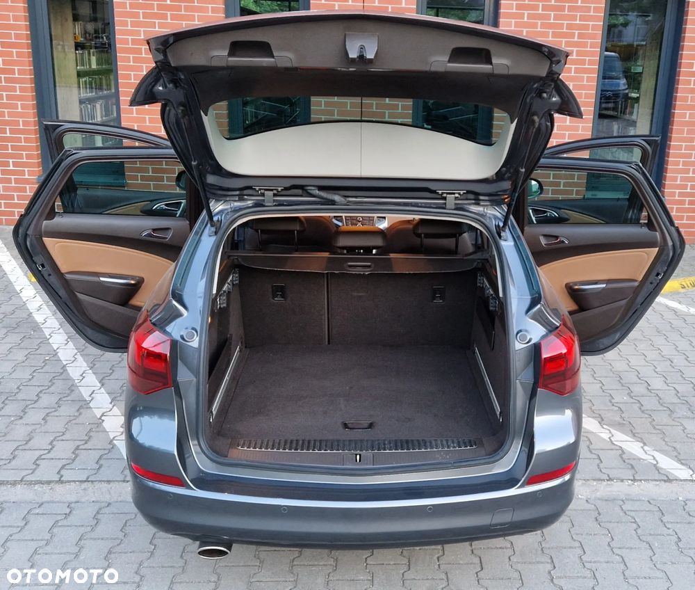 Opel Astra 1.4 T Sport - 9