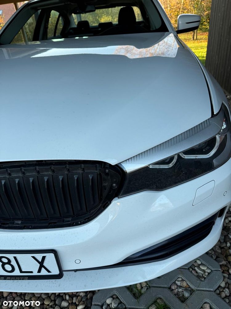 BMW Seria 5 530i xDrive Sport Line sport - 19