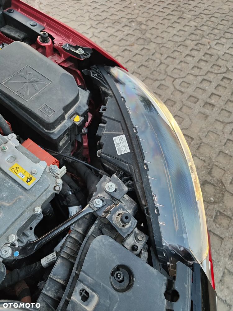 Renault Arkana E-TECH 145 R.S.LINE - 14