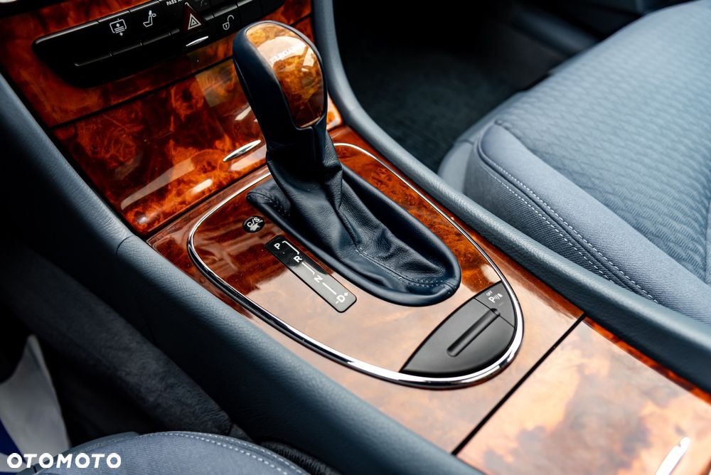 Mercedes-Benz Klasa E 200 Kompressor Automatik Elegance - 34