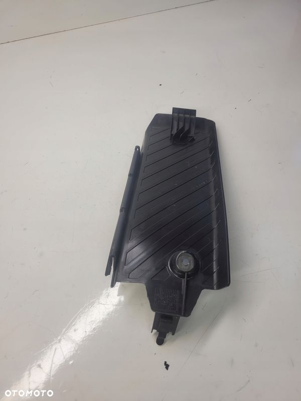 PODNÓŻEK STELAŻ NAKŁADKA AUDI A6 C6 4F1864777A - 3