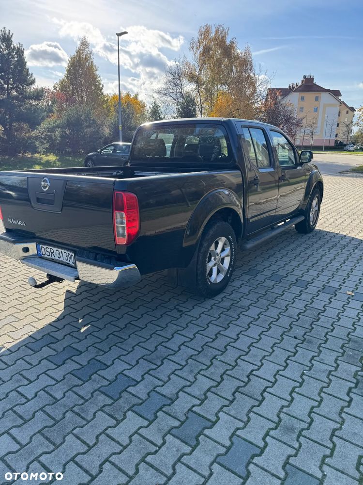 Nissan Navara 2.5 D LE Long EU5 - 4