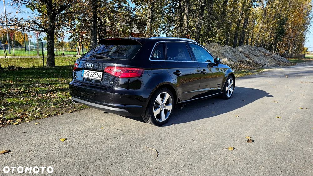 Audi A3 Sportback - 7