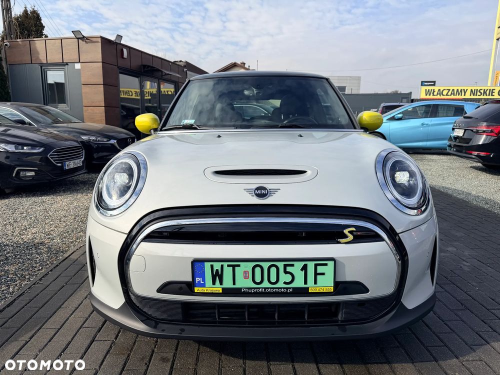 MINI Cooper SE Electric Trim - 2