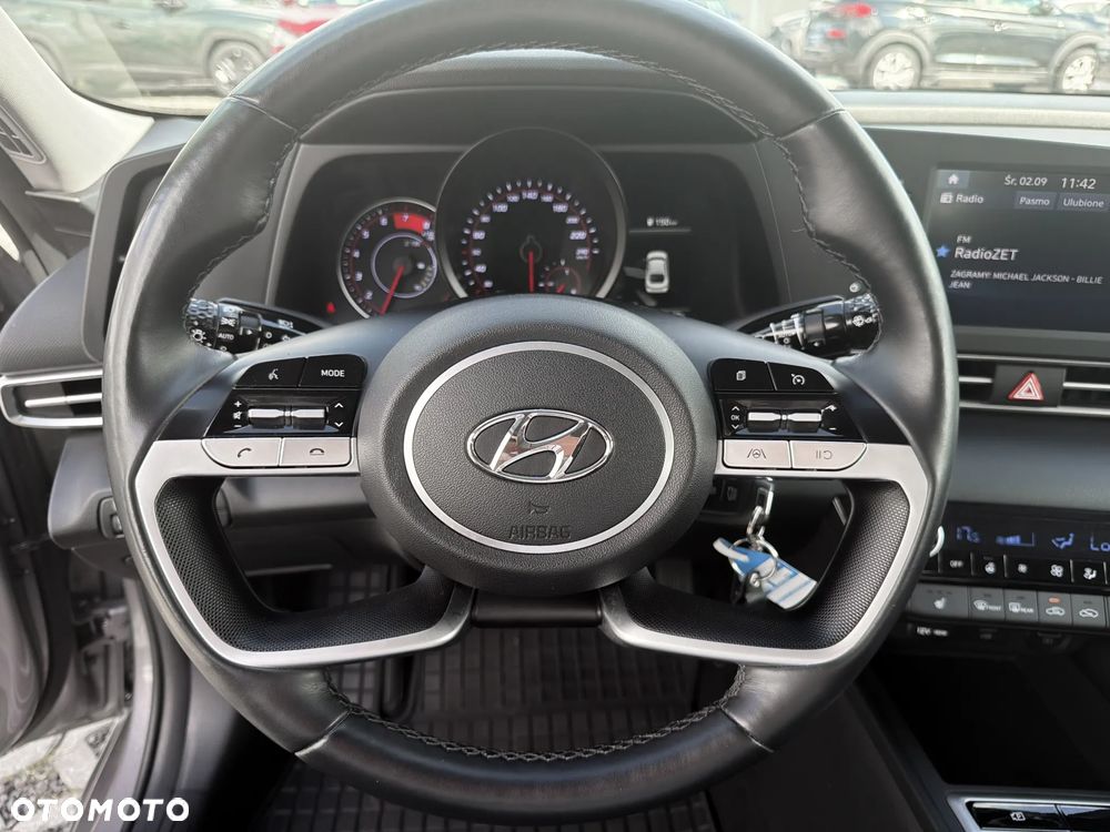 Hyundai Elantra 1.6 Smart - 17