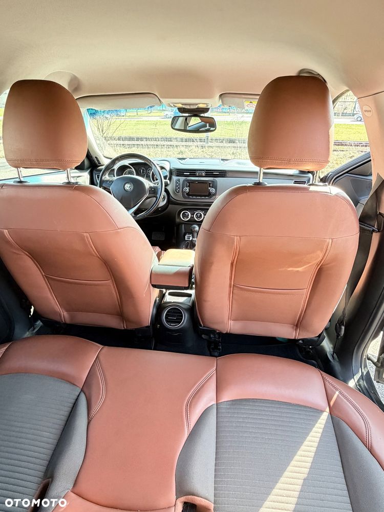 Alfa Romeo Giulietta 2.0 JTDM Exclusive TCT EU6 - 11