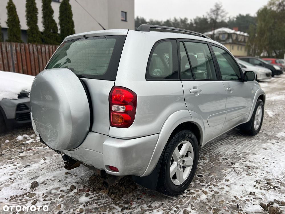 Toyota RAV4 D-4D 4x4 Sol - 6