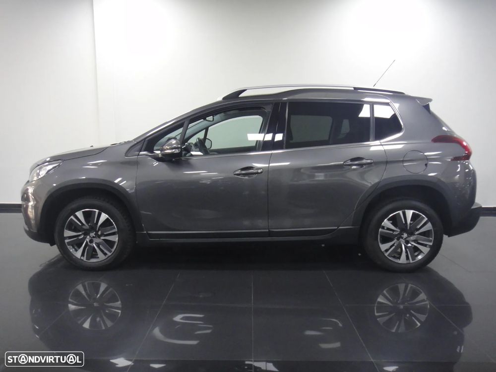 Peugeot 2008 PureTech 110 Stop&Start EAT6 Allure — fotografia 5