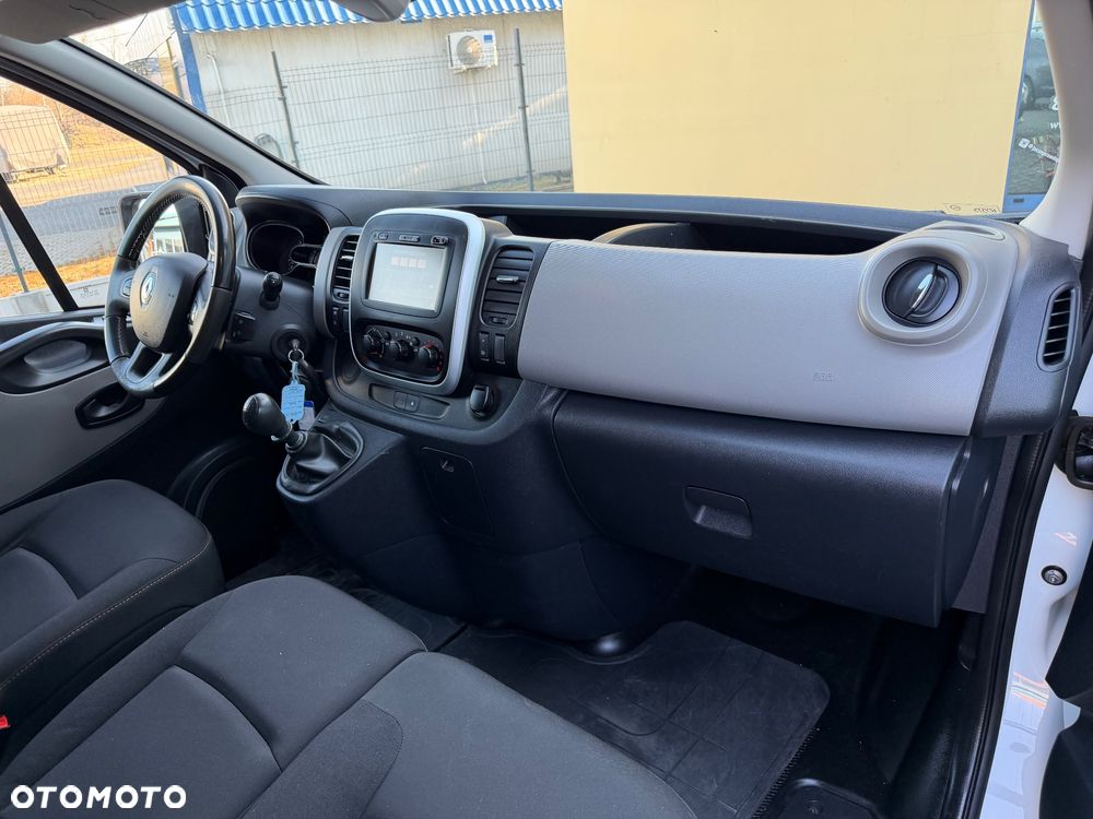 Renault Trafic Long - 16