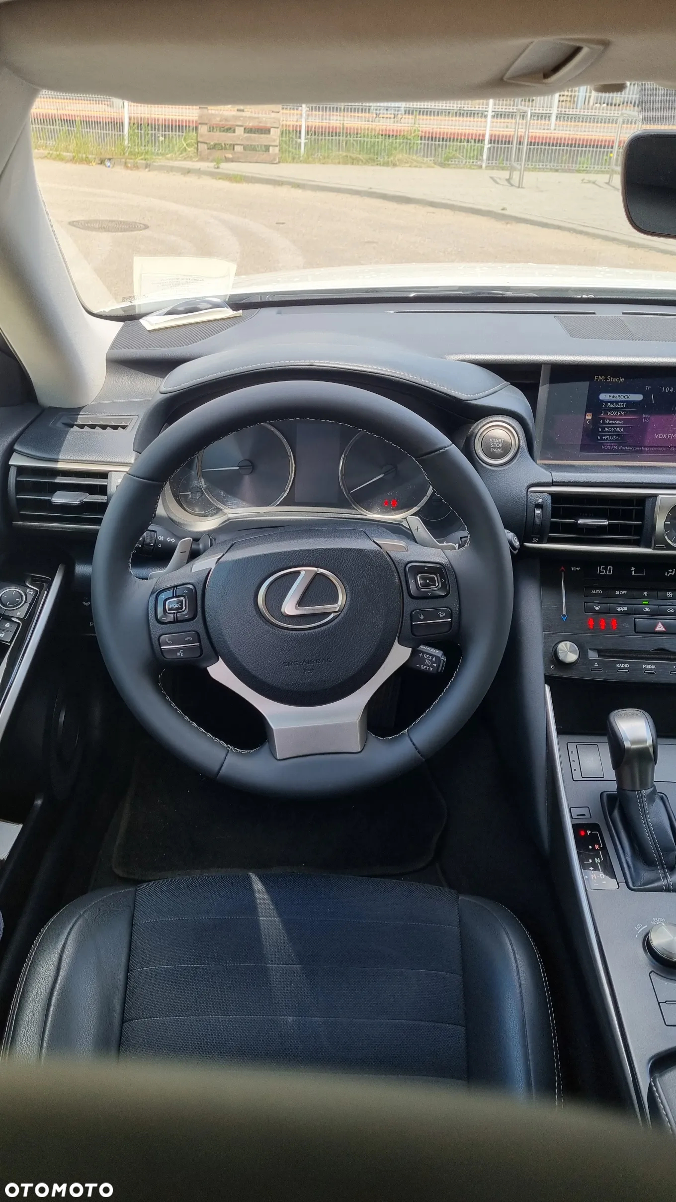Lexus IS 200t / 300 Elegance - 15