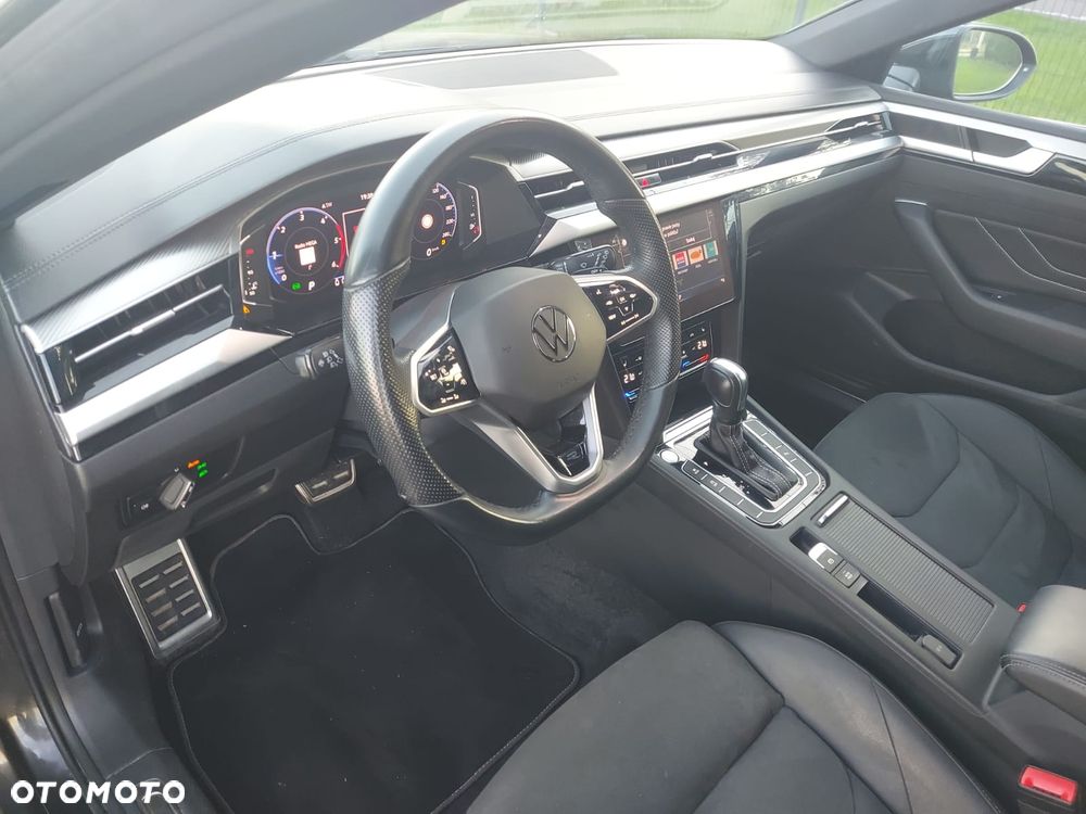 Volkswagen Arteon 2.0 TDI SCR DSG R-Line - 10