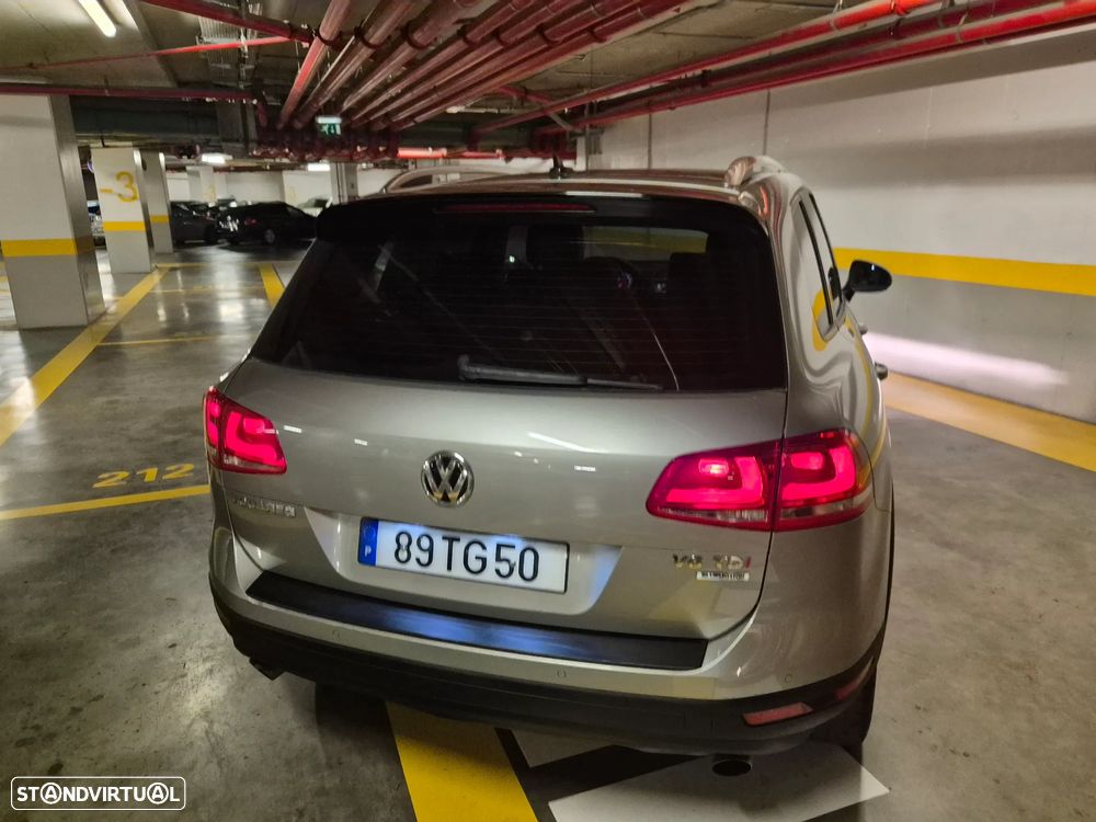 VW Touareg 3.0 TDI V6 Executive Edition - 15