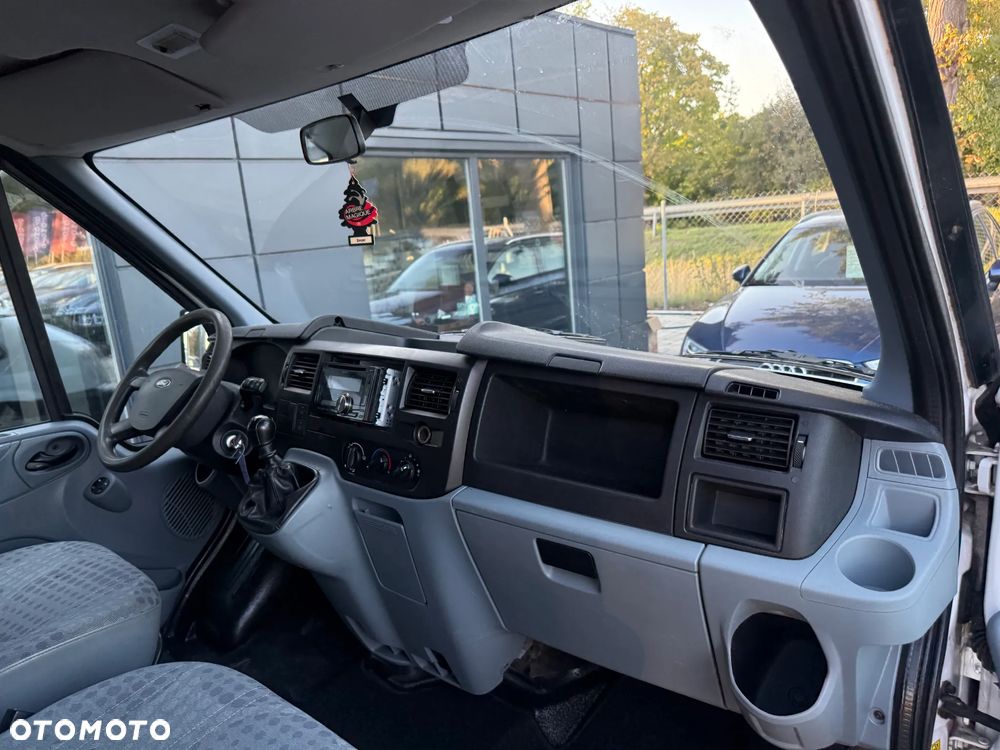 Ford Transit 2.2 Diesel Klimatyzacja Elektryczne Szyby Radio CD Opłacony - 28
