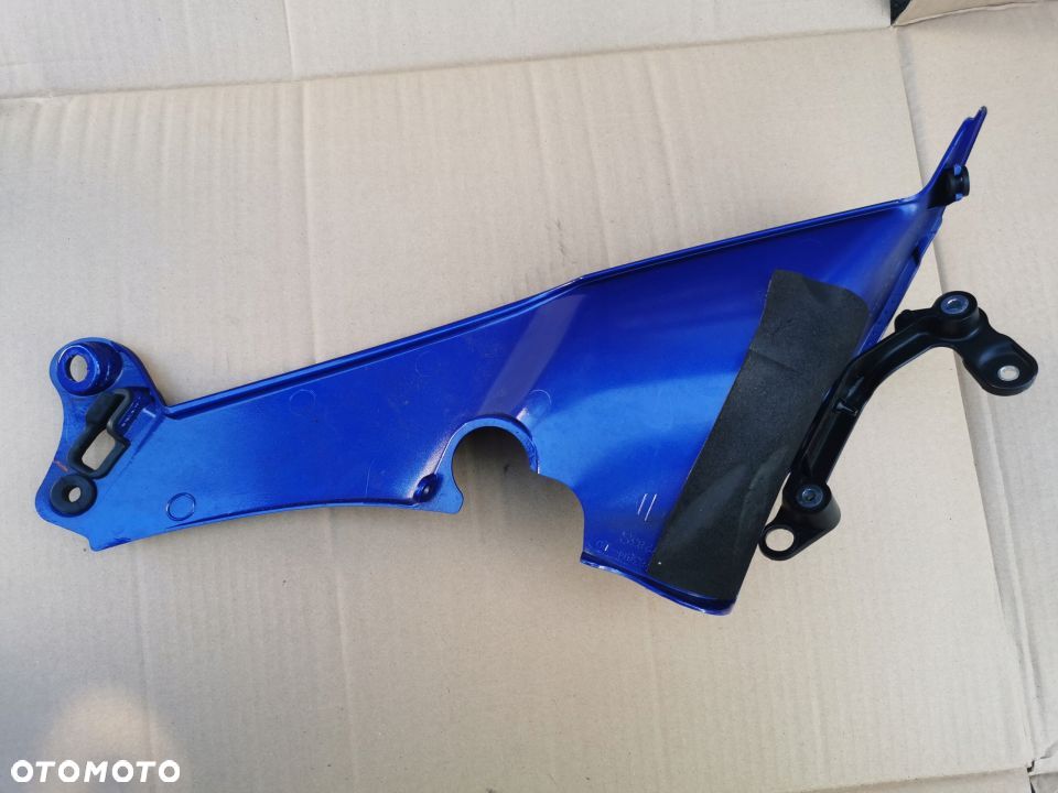 Owiewka boczna YAMAHA R1 RN 22 - 3