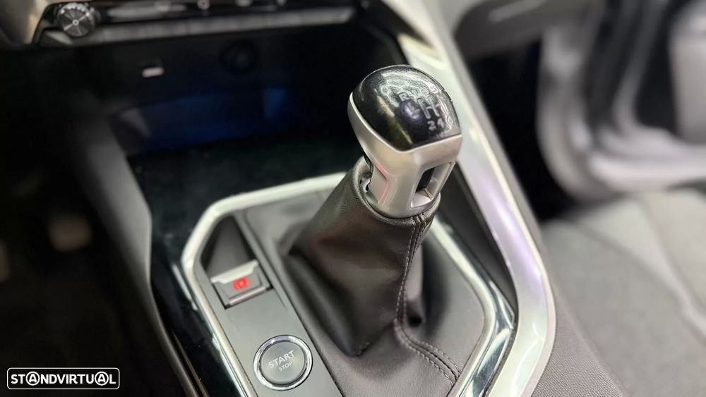 Peugeot 3008 1.2 PureTech Allure - 25