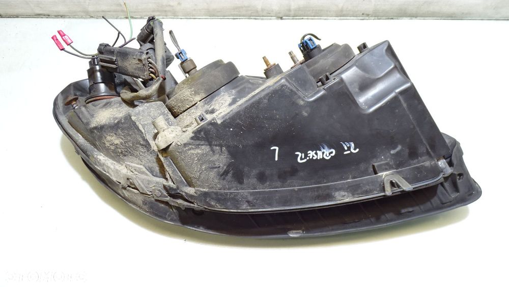 LAMPA LEWA PRZEDNIA CHRYSLER PT CRUISER 2.5 - 5
