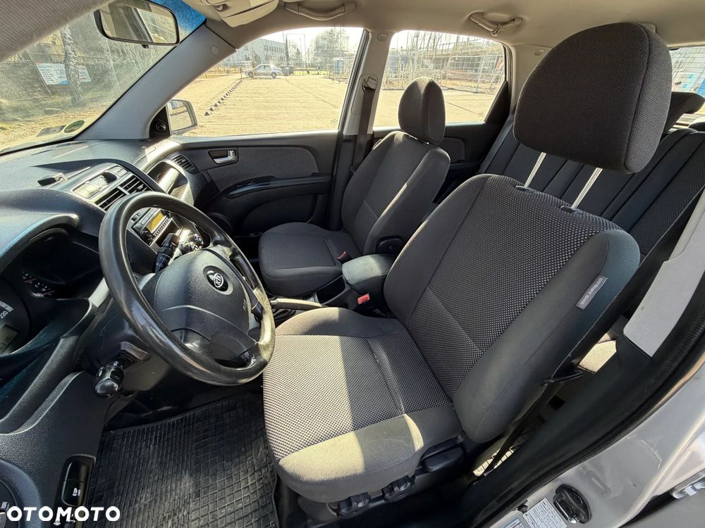 Kia Sportage - 12